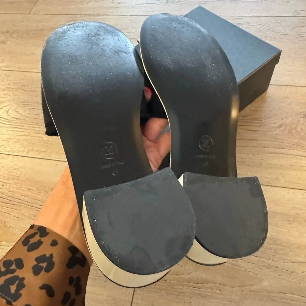 CHANEL like new